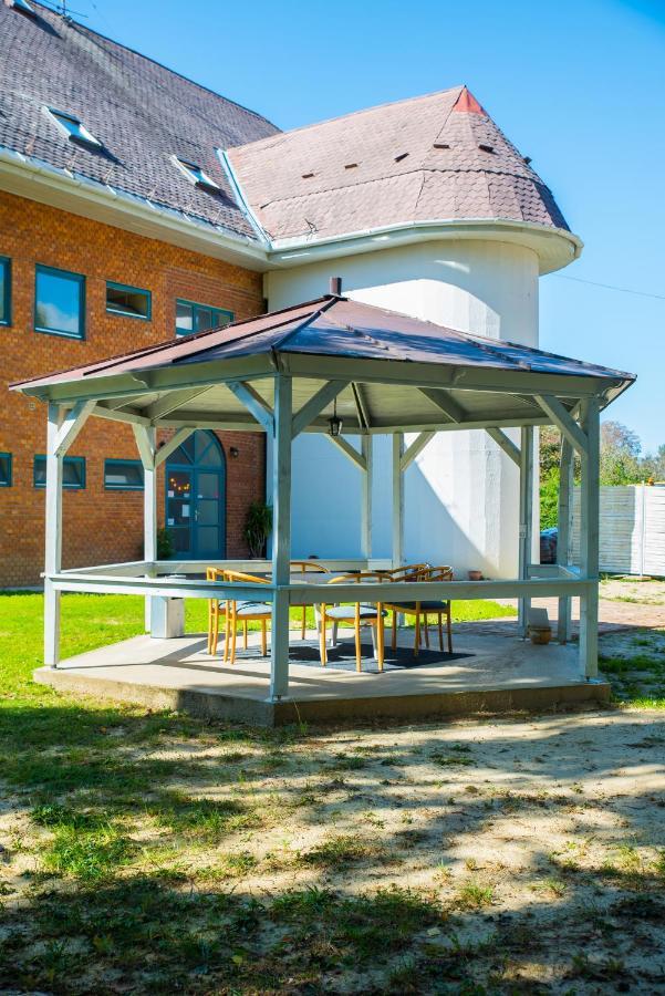 Kaposvár Romahegy Rendezvenyhaz Bed & Breakfast エクステリア 写真